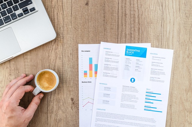 Hình ảnh minh họa ý nghĩa của từ resume writing