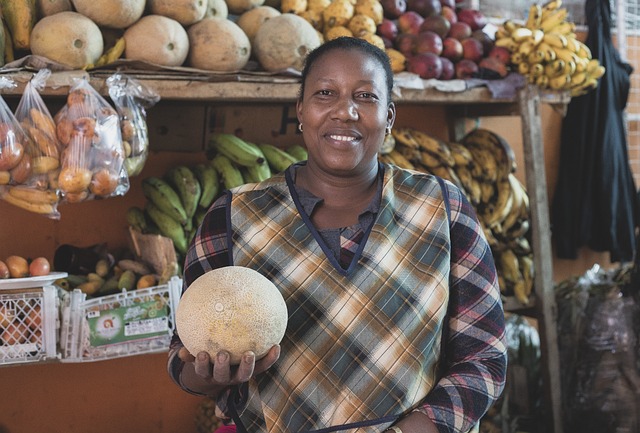 Hình ảnh minh họa ý nghĩa của từ saleswoman