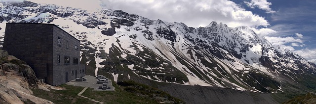 Hình ảnh minh họa ý nghĩa của từ self-sustaining