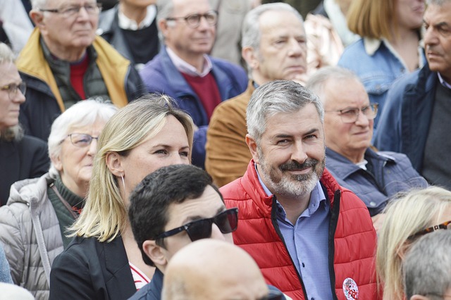 Hình ảnh minh họa ý nghĩa của từ senator