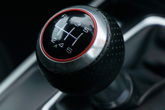 Hình ảnh minh họa ý nghĩa của từ shift lever