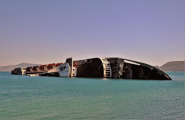 Hình ảnh minh họa ý nghĩa của từ shipwrecked