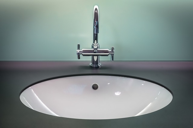 sink into insignificance