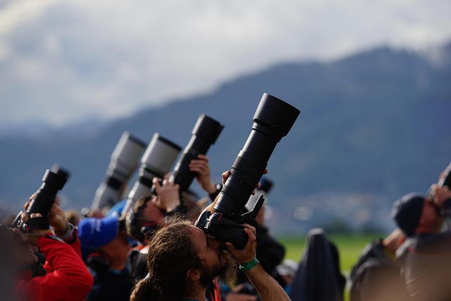 Hình ảnh minh họa ý nghĩa của từ spotter