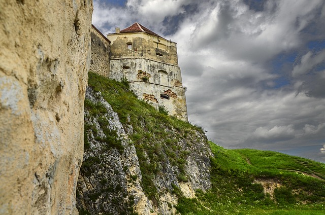 Hình ảnh minh họa ý nghĩa của từ stronghold