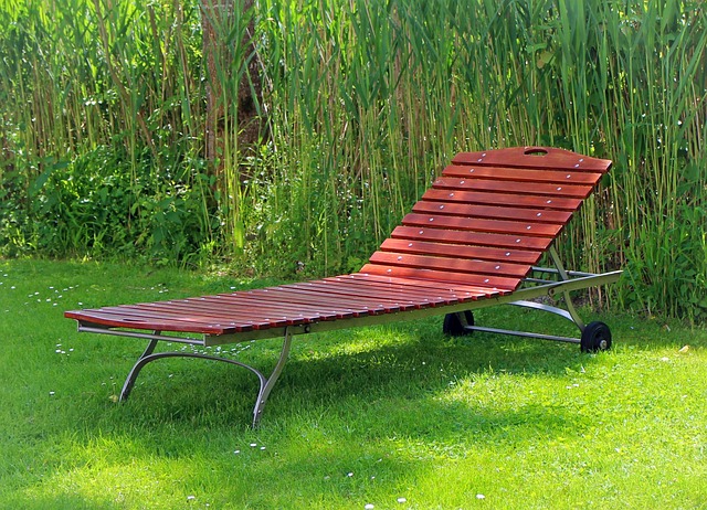 sun lounger