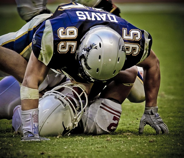 Hình ảnh minh họa ý nghĩa của từ tackled