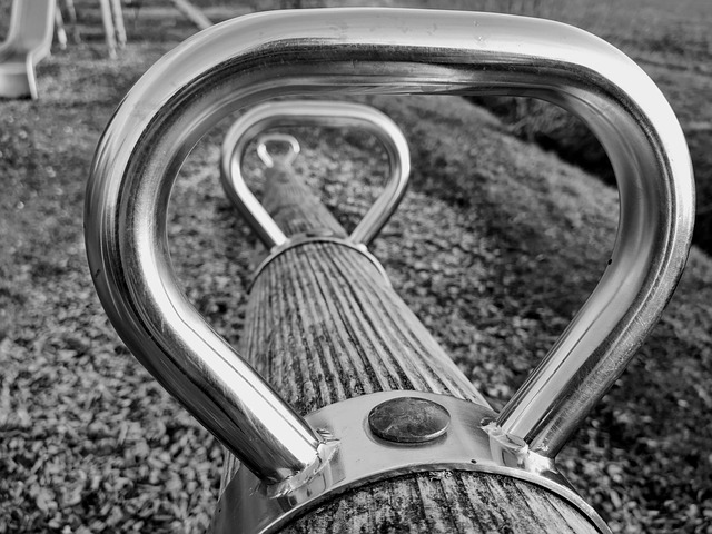 Hình ảnh minh họa ý nghĩa của từ teetering