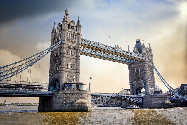 thames