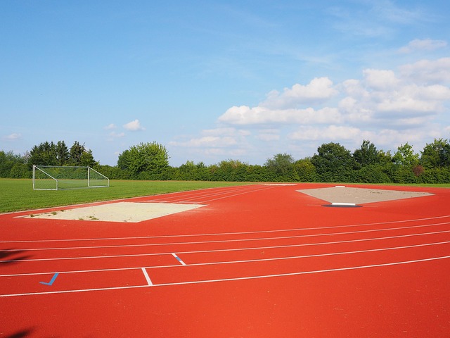 track and field throwing