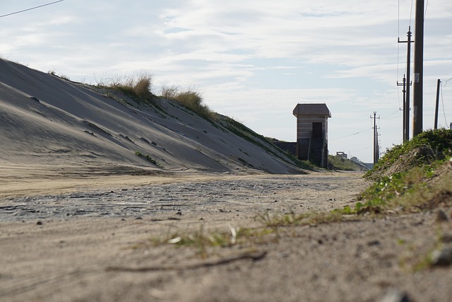 Hình ảnh minh họa ý nghĩa của từ uncivil