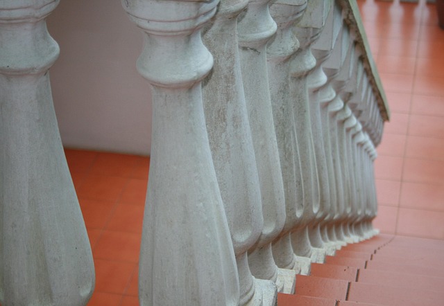 Hình ảnh minh họa ý nghĩa của từ unevenly spaced