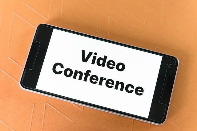 Hình ảnh minh họa ý nghĩa của từ video conference