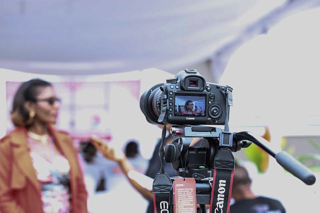 Hình ảnh minh họa ý nghĩa của từ videographer