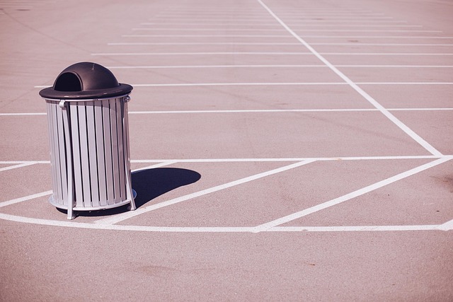 wastebasket