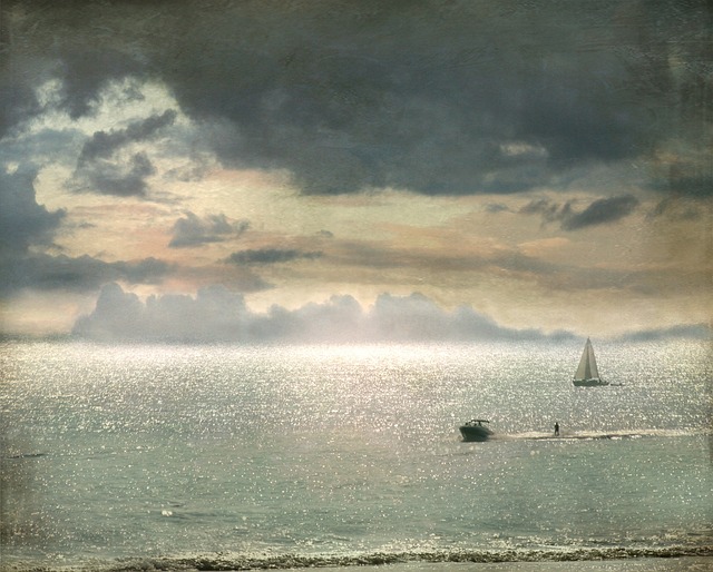 Hình ảnh minh họa ý nghĩa của từ waterskiing