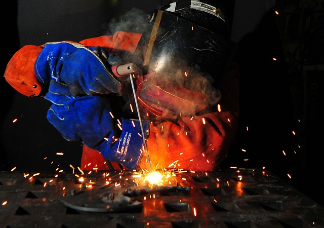 Hình ảnh minh họa ý nghĩa của từ welding
