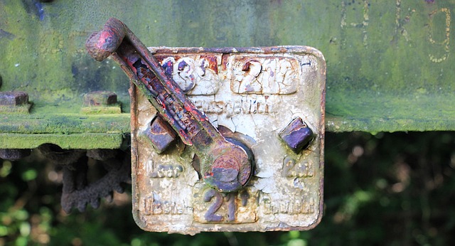 wrecking bar